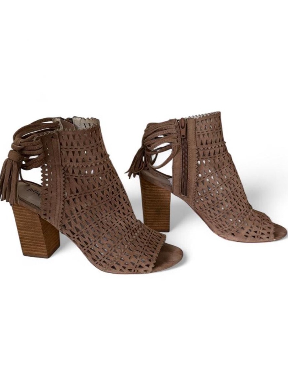 Jeffrey Campbell Ottawa Peep Toe Strappy Shooties size 8.5